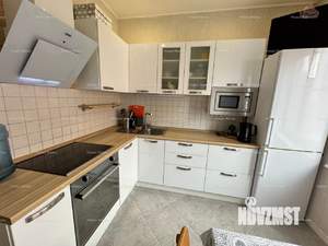 2-к квартира, вторичка, 61м2, 9/18 этаж