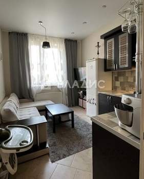 1-к квартира, вторичка, 37м2, 1/4 этаж