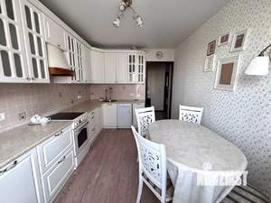 3-к квартира, вторичка, 72м2, 12/19 этаж