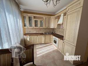 2-к квартира, вторичка, 61м2, 12/17 этаж