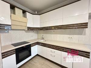 3-к квартира, вторичка, 94м2, 14/17 этаж