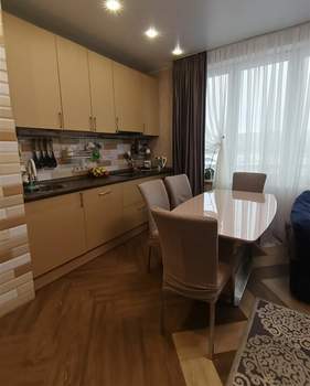 2-к квартира, вторичка, 60м2, 7/17 этаж