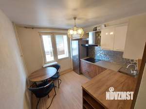 2-к квартира, вторичка, 63м2, 1/17 этаж