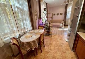 2-к квартира, вторичка, 52м2, 1/3 этаж