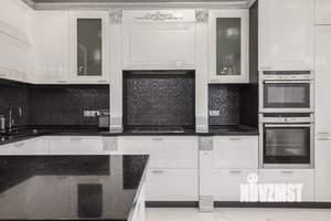 3-к квартира, вторичка, 100м2, 17/18 этаж