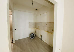 3-к квартира, вторичка, 85м2, 1/17 этаж