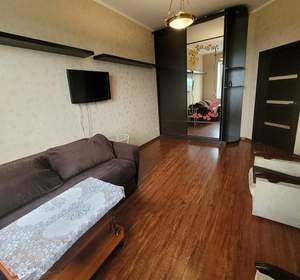 2-к квартира, вторичка, 65м2, 15/18 этаж