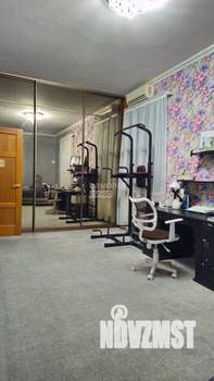 3-к квартира, вторичка, 131м2, 3/4 этаж