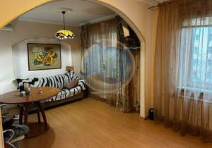 3-к квартира, вторичка, 83м2, 3/6 этаж