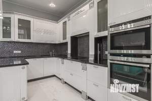 3-к квартира, вторичка, 100м2, 17/18 этаж