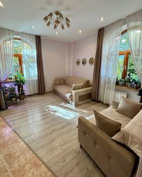 2-к квартира, вторичка, 52м2, 1/3 этаж