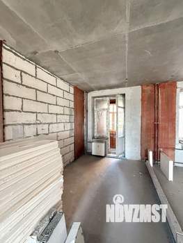 3-к квартира, вторичка, 68м2, 1/8 этаж