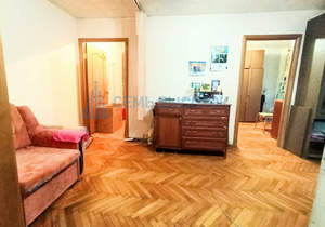 2-к квартира, вторичка, 45м2, 1/5 этаж