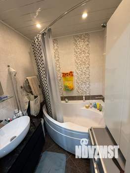 2-к квартира, вторичка, 58м2, 9/17 этаж