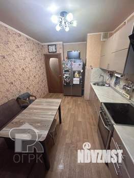 2-к квартира, вторичка, 56м2, 4/17 этаж