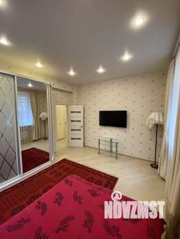 2-к квартира, вторичка, 57м2, 1/3 этаж