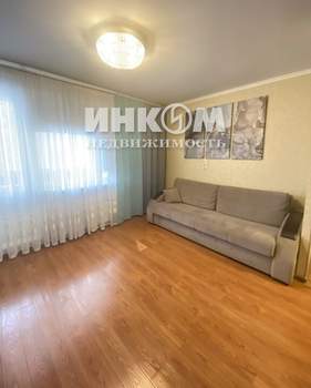 3-к квартира, вторичка, 72м2, 6/17 этаж