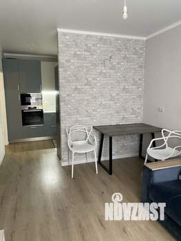 2-к квартира, вторичка, 64м2, 7/17 этаж