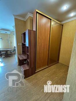 2-к квартира, вторичка, 61м2, 12/17 этаж