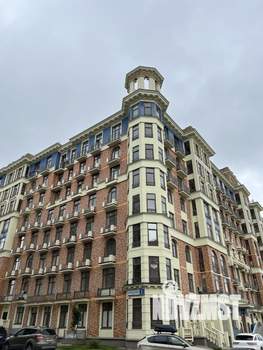 4-к квартира, вторичка, 94м2, 8/8 этаж