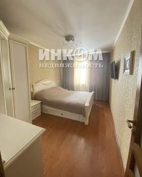 3-к квартира, вторичка, 72м2, 6/17 этаж