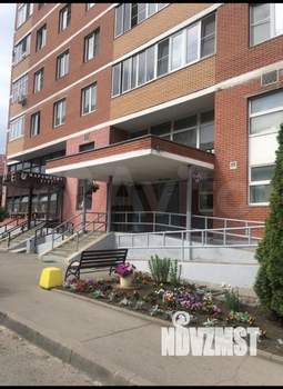 2-к квартира, вторичка, 65м2, 2/18 этаж