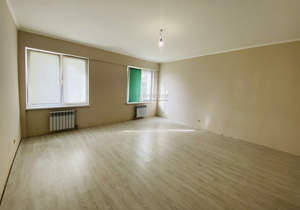 3-к квартира, вторичка, 85м2, 1/17 этаж