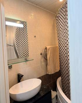 2-к квартира, вторичка, 58м2, 9/17 этаж