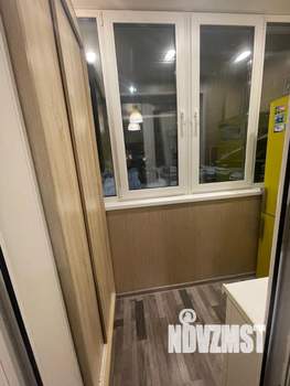 2-к квартира, вторичка, 45м2, 1/4 этаж