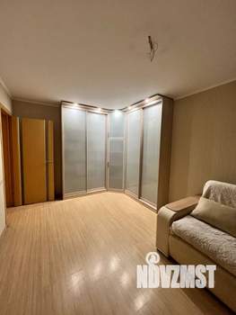 3-к квартира, вторичка, 65м2, 6/9 этаж